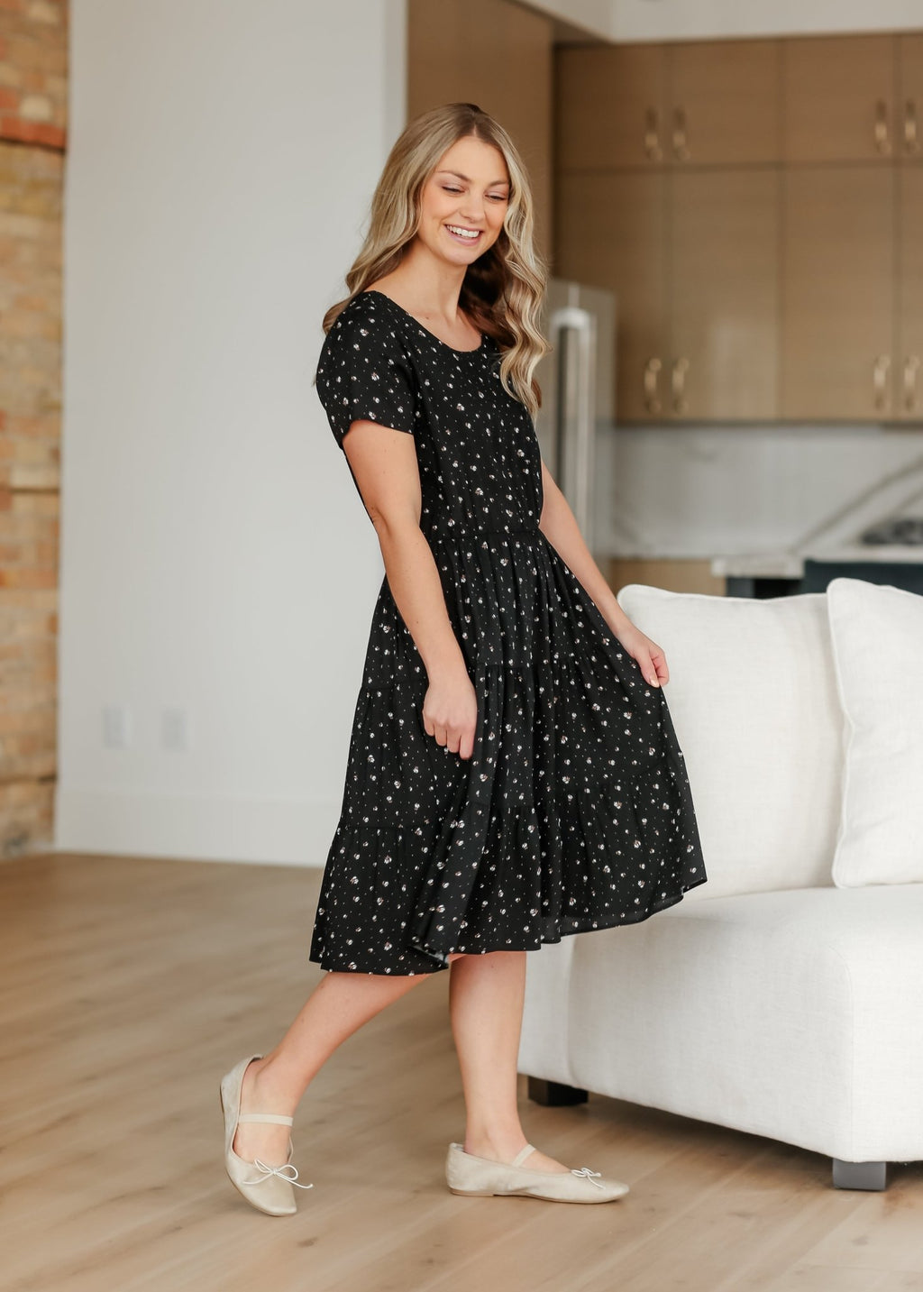 Jenna Floral Knit Short Sleeve Tiered Midi Dress - Two & Gathered