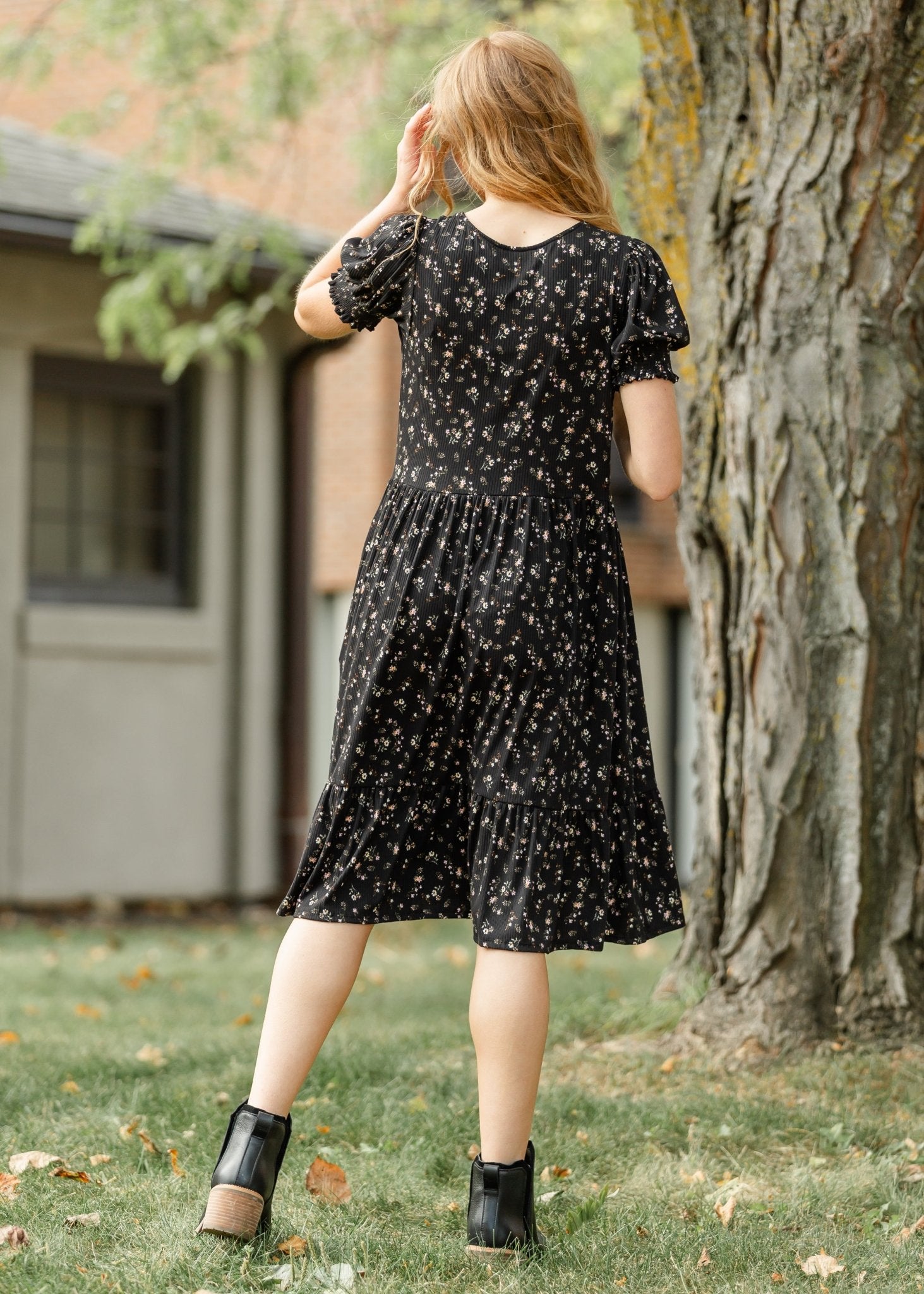 Jess Short Sleeve Midi Dress - Two & Gathered