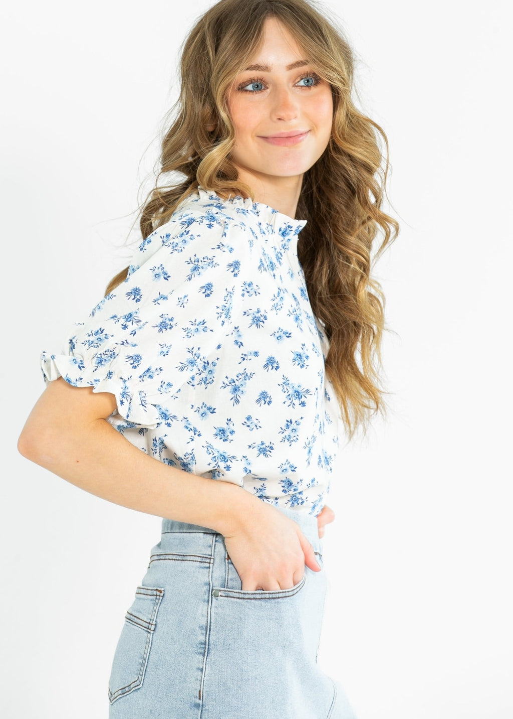 Laurel V - neck Floral Short Sleeve Top - Two & Gathered