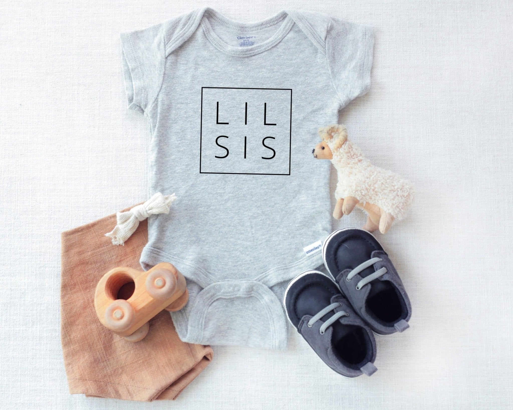 Lil Sis baby Onesie - Pregnancy Announcement Sibling shirts - Two & Gathered