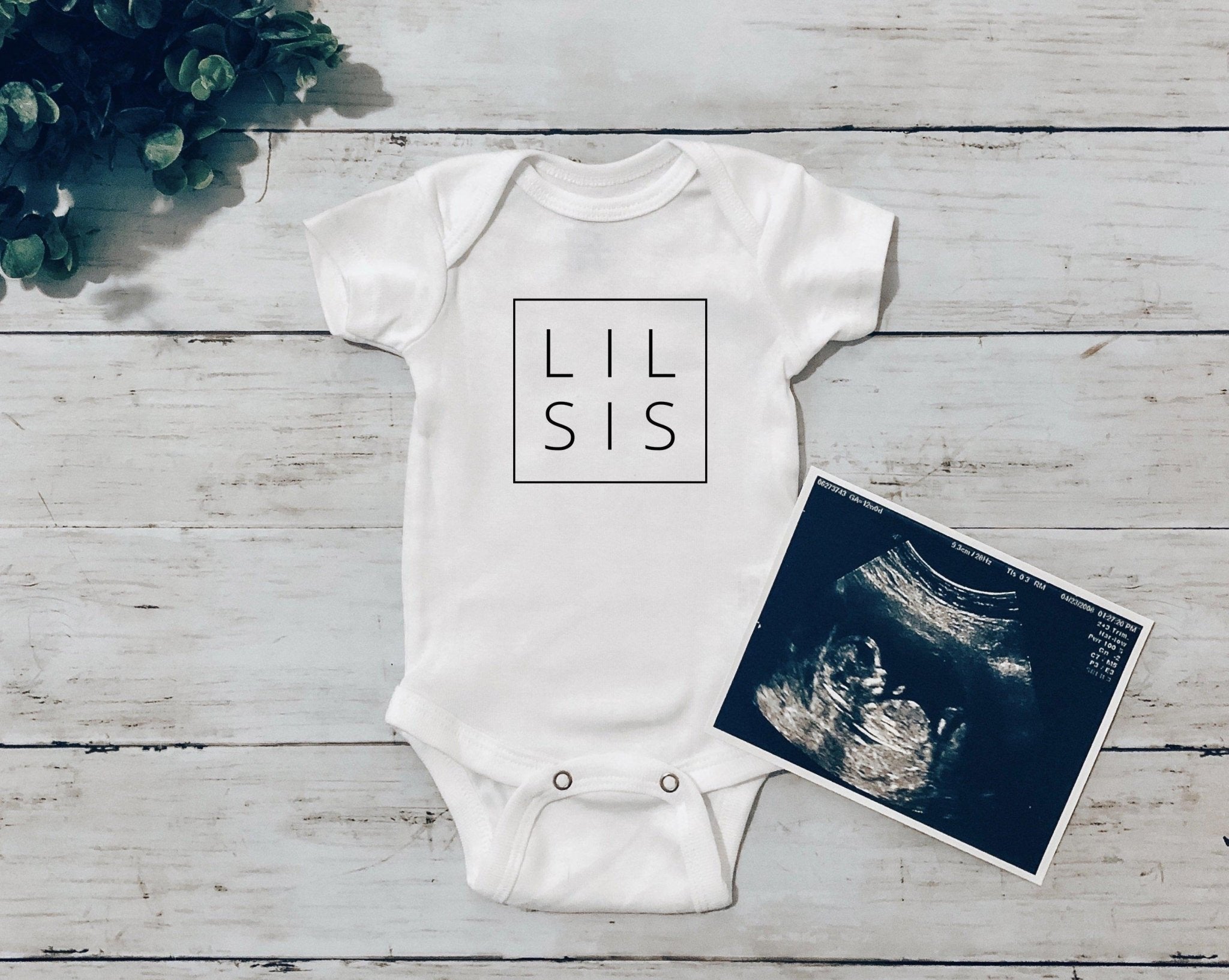 Lil Sis baby Onesie - Pregnancy Announcement Sibling shirts - Two & Gathered