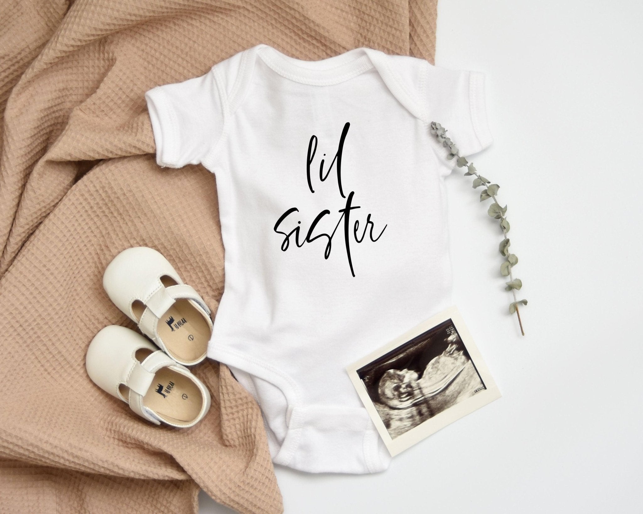 Lil sister baby Onesie (Cursive 2) - Pregnancy Announcement Sibling shirts, Lil sis, Little sister - Two & Gathered