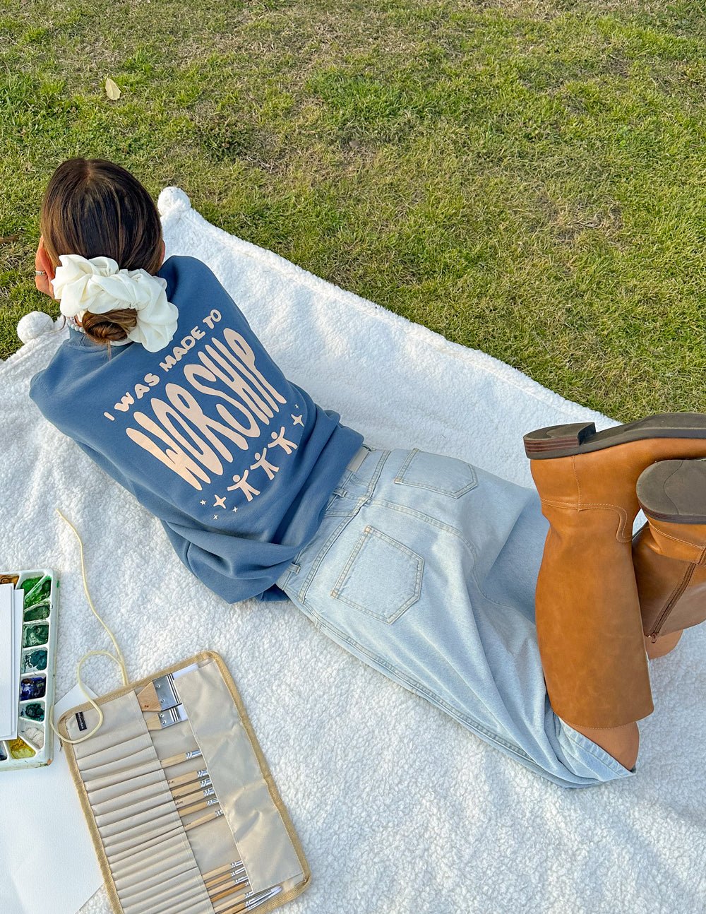 Made to Worship Unisex Crewneck - Two & Gathered