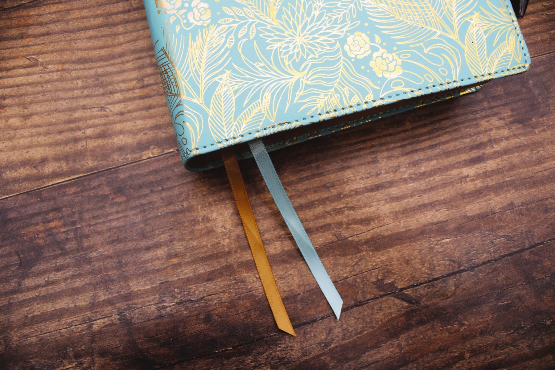 NIV, Journal the Word Bible for Women (Perfect for Note - Taki - Two & Gathered